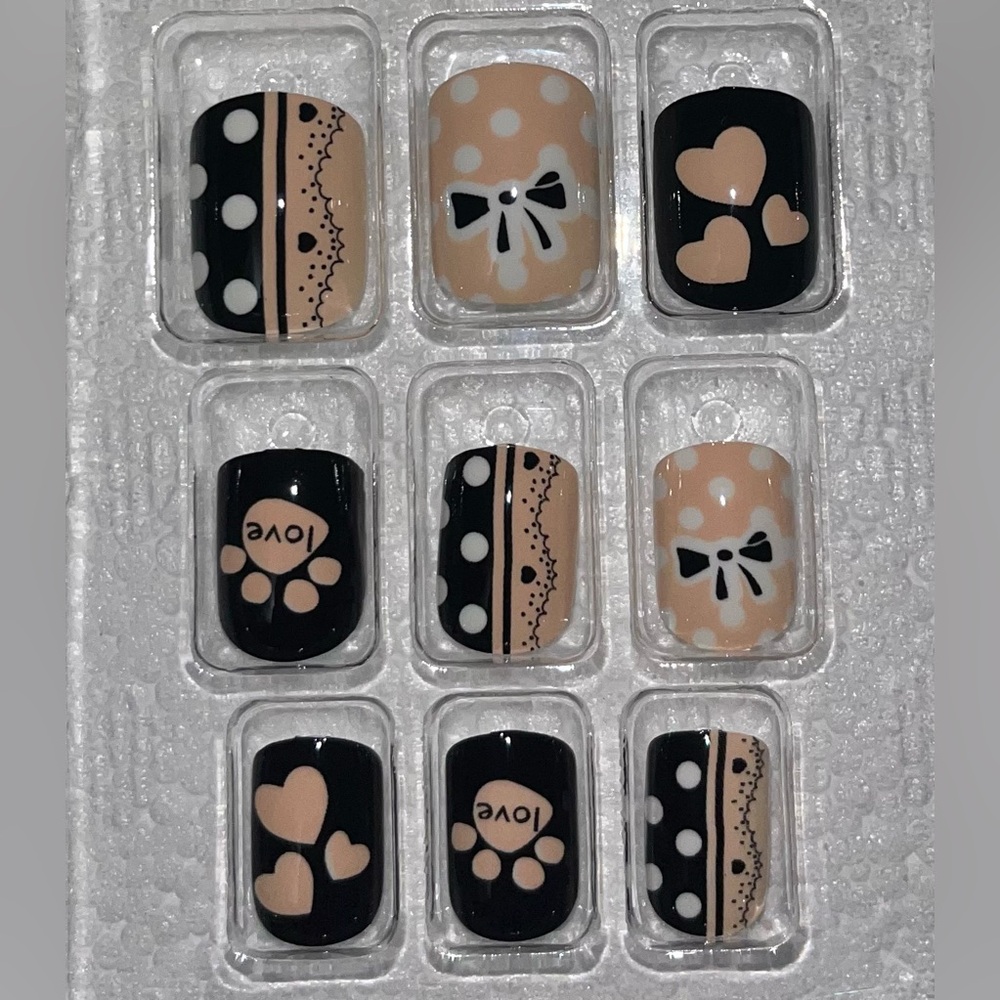 24 piece Nail Kit